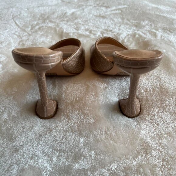 Women's Tan and Cream Sandals - Picture 3 of 3